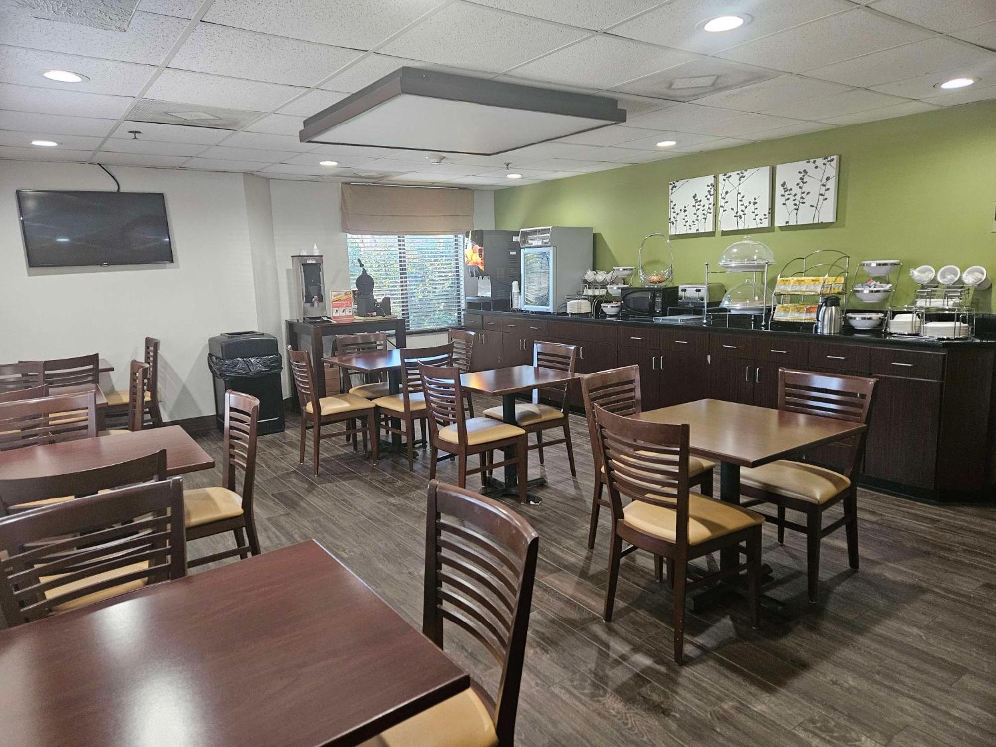 Surestay By Best Western Summerville Flowertown Екстериор снимка